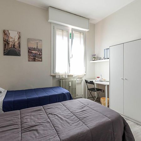 Fare Bnb - Room Del Parco Reggio Emilia Dış mekan fotoğraf
