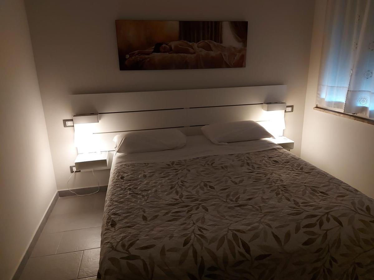 Fare Bnb - Room Del Parco Reggio Emilia Dış mekan fotoğraf