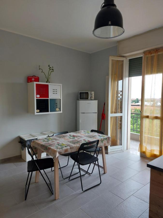 Fare Bnb - Room Del Parco Reggio Emilia Dış mekan fotoğraf