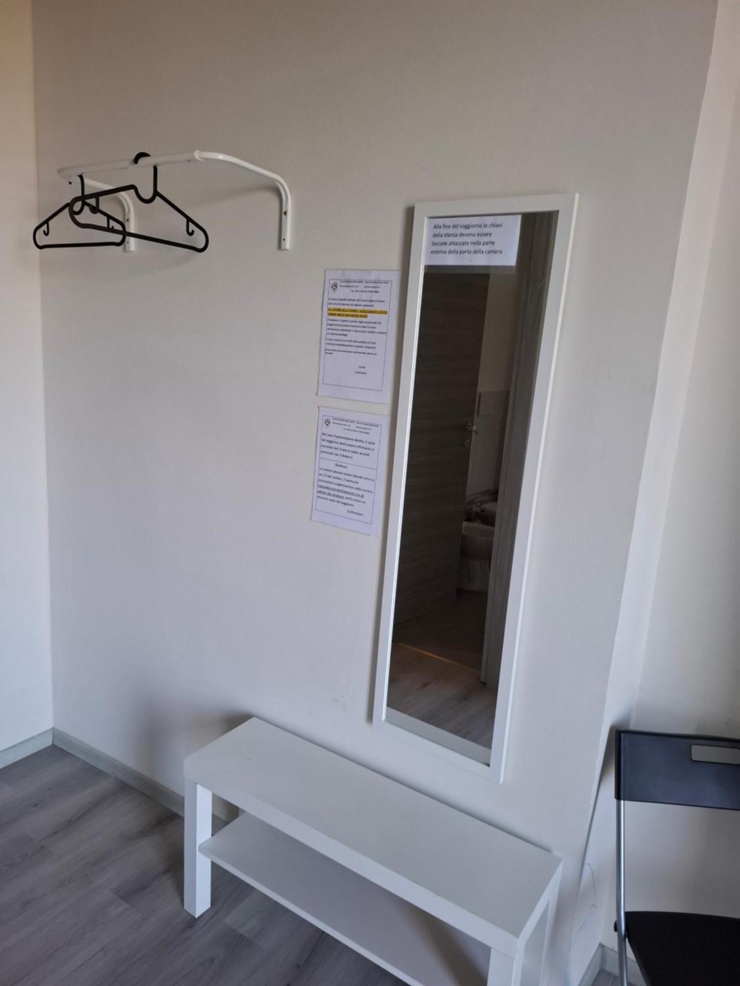 Fare Bnb - Room Del Parco Reggio Emilia Dış mekan fotoğraf