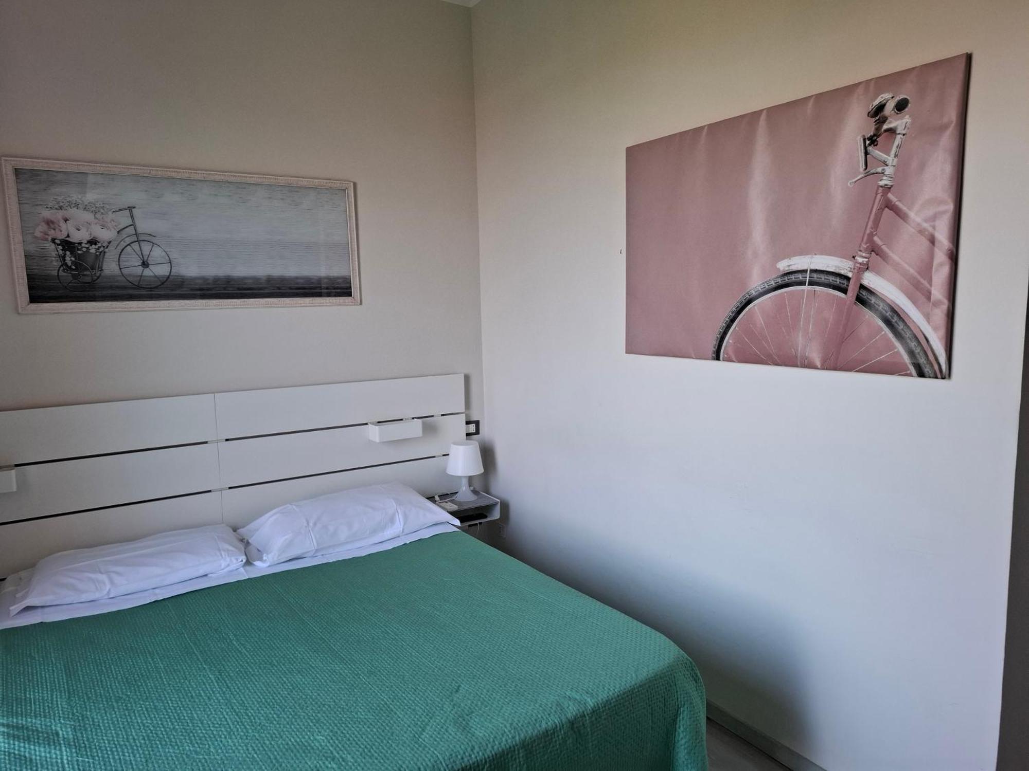 Fare Bnb - Room Del Parco Reggio Emilia Dış mekan fotoğraf